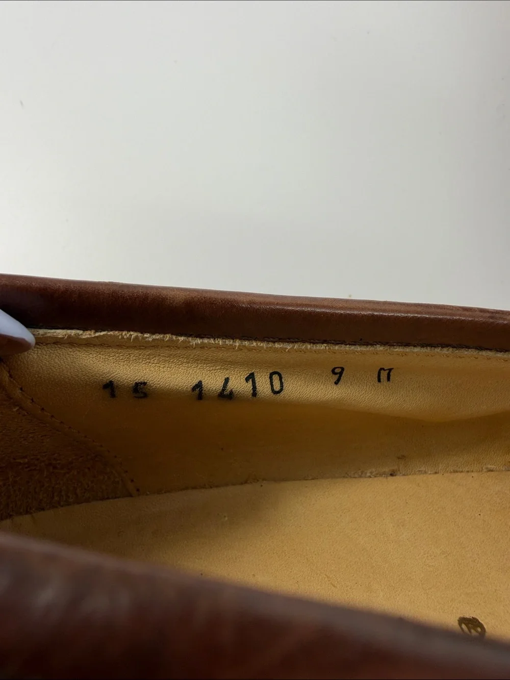 Johnston & Murphy Mens Brown Leather Tassel Loafers Italy Woven Size 9 M Shoes